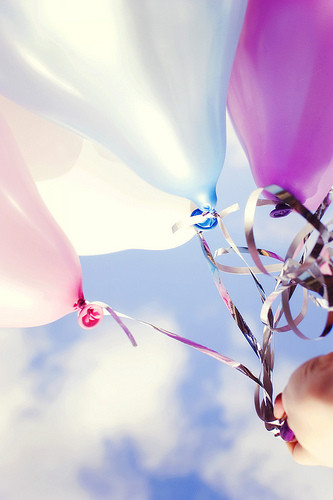 balloons,colors,baloons,blue,clouds,color-6f536b41087d9d9bab7e1f010c5a7466_h