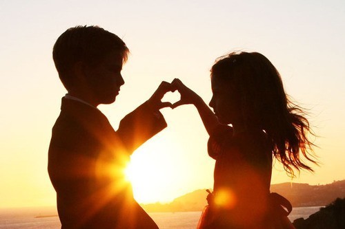 cute,heart,love,sunset,young,kids-35225ff25a43a8a0c204b982b3d5a6e5_h
